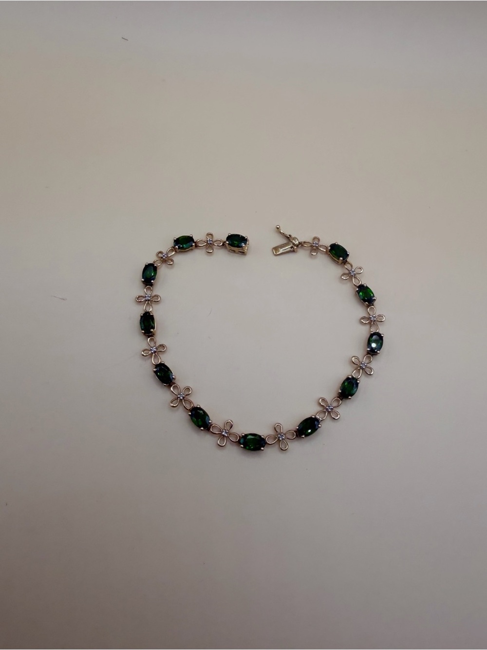 10k Yellow Gold 5 Ctw Chrome Diopside & Diamond Bracelet 7”.